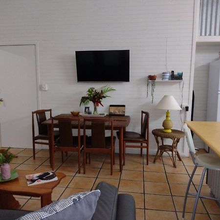 Bargara Gardens Boutique Villas ภายนอก รูปภาพ