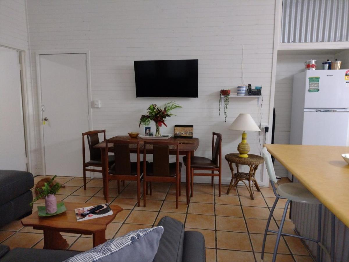 Bargara Gardens Boutique Villas ภายนอก รูปภาพ
