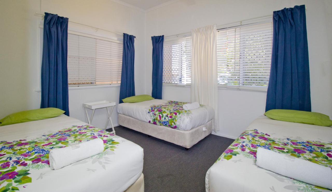 Bargara Gardens Boutique Villas ภายนอก รูปภาพ