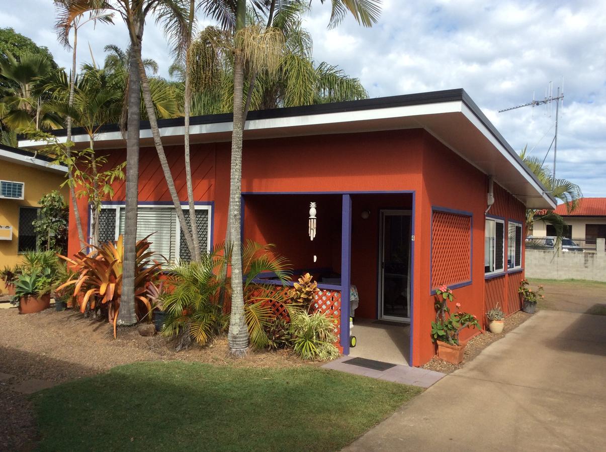 Bargara Gardens Boutique Villas ภายนอก รูปภาพ