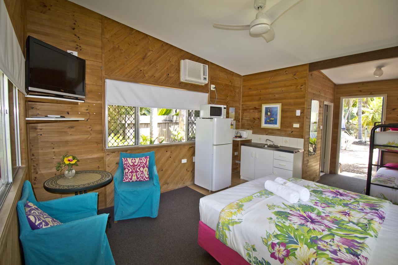 Bargara Gardens Boutique Villas ภายนอก รูปภาพ