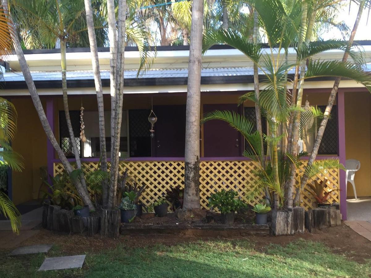 Bargara Gardens Boutique Villas ภายนอก รูปภาพ