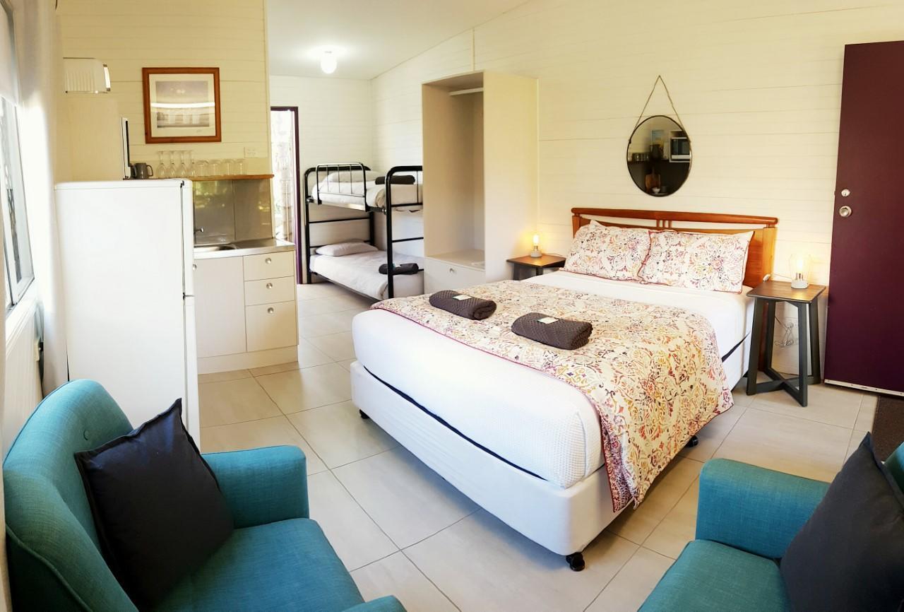 Bargara Gardens Boutique Villas ภายนอก รูปภาพ