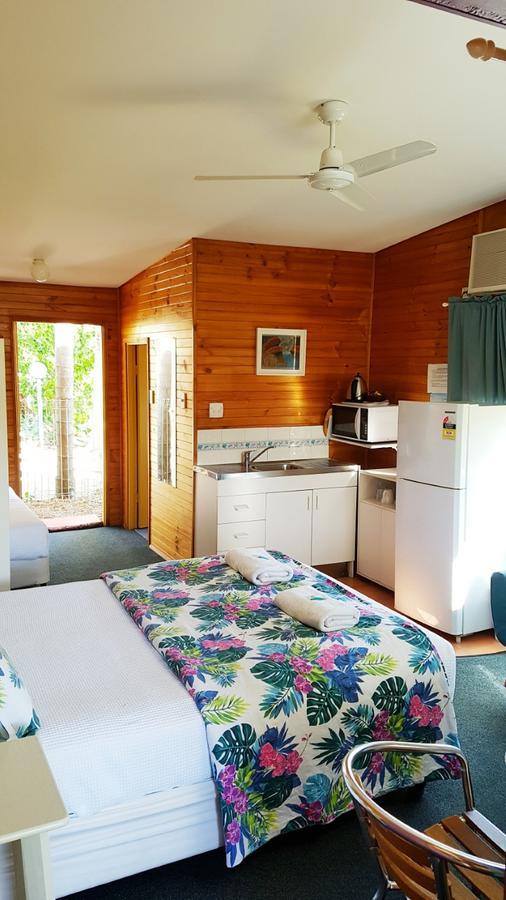 Bargara Gardens Boutique Villas ภายนอก รูปภาพ