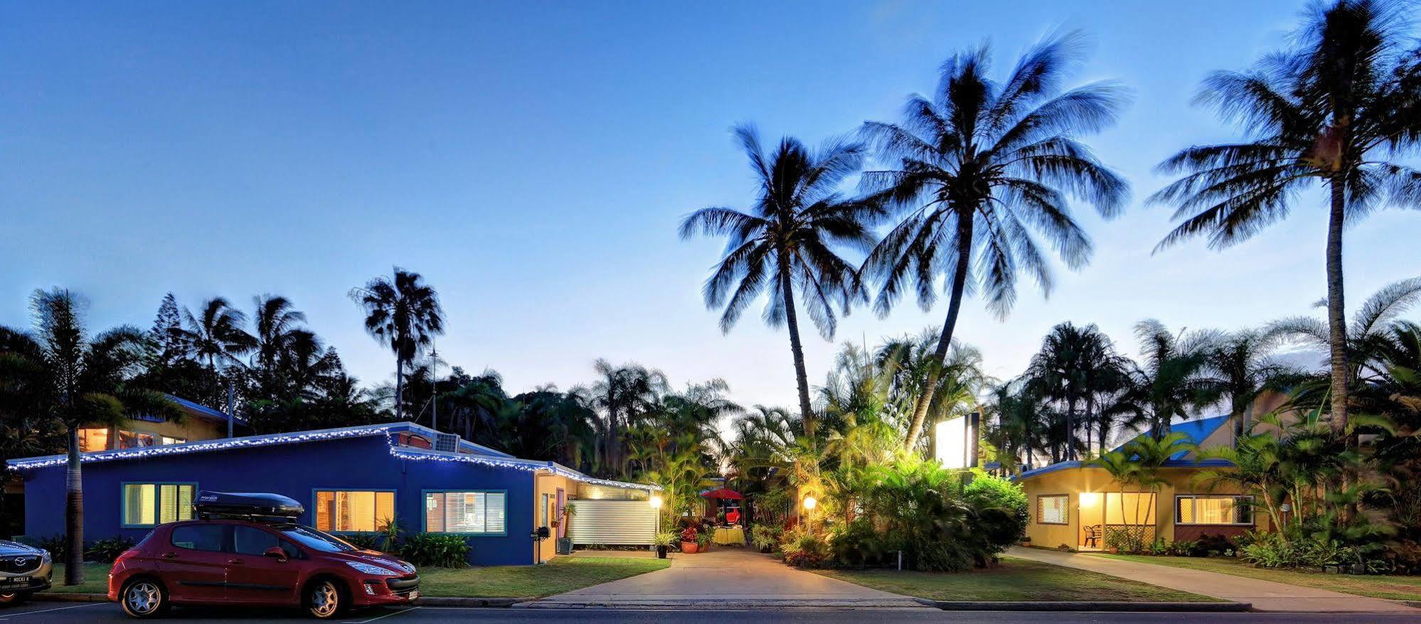 Bargara Gardens Boutique Villas ภายนอก รูปภาพ