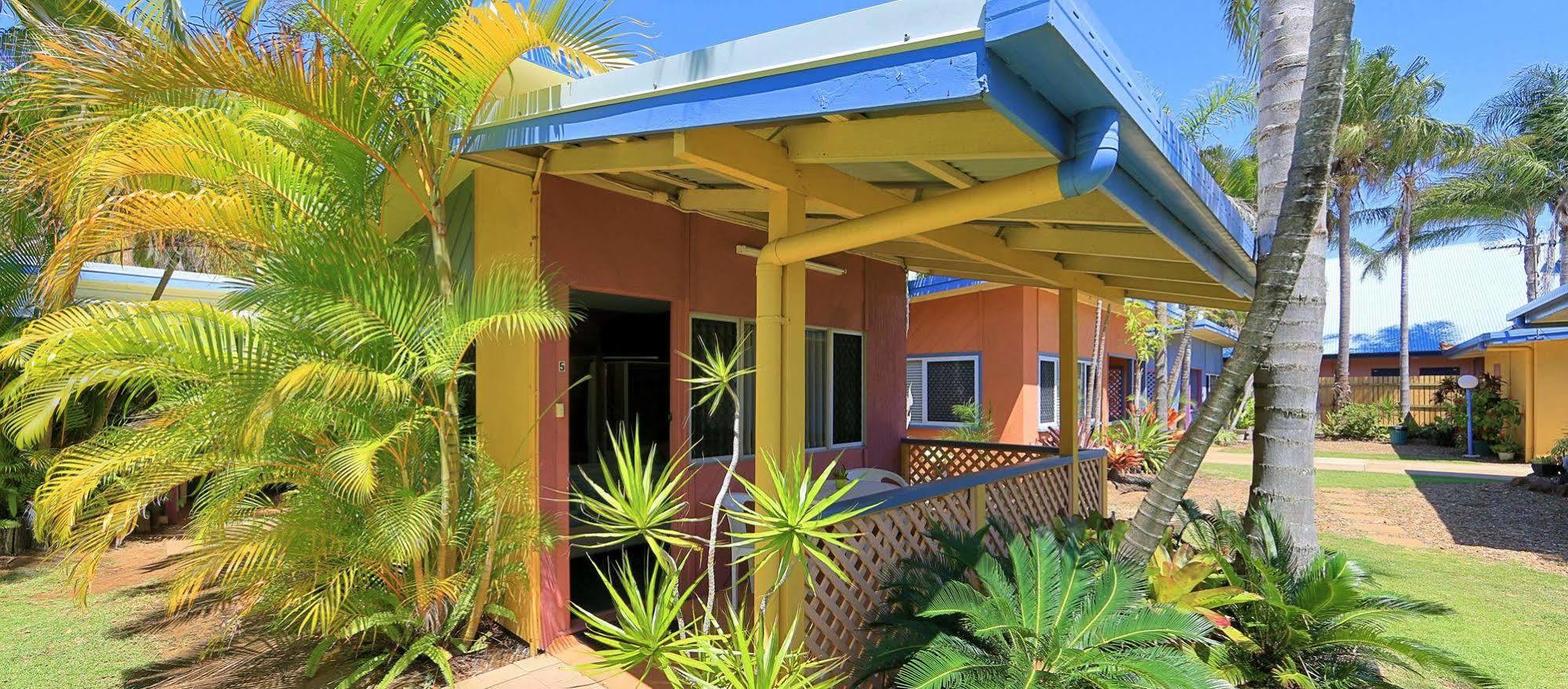 Bargara Gardens Boutique Villas ภายนอก รูปภาพ