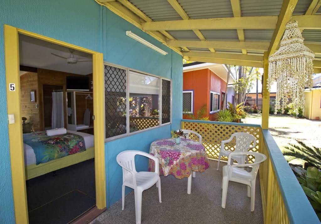 Bargara Gardens Boutique Villas ภายนอก รูปภาพ