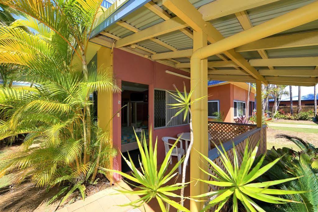 Bargara Gardens Boutique Villas ภายนอก รูปภาพ